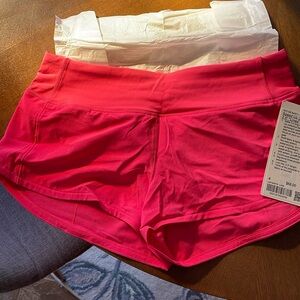 Lululemon Speed Up LR Short 2.5” Lined in perfect pink!